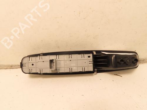 Pulsantiera anteriore sinistra RENAULT MEGANE III Hatchback (BZ0/1_, B3_) 1.5 dCi (BZ09, BZ0D, BZ1W, BZ29, BZ14) (110 hp) 30797972