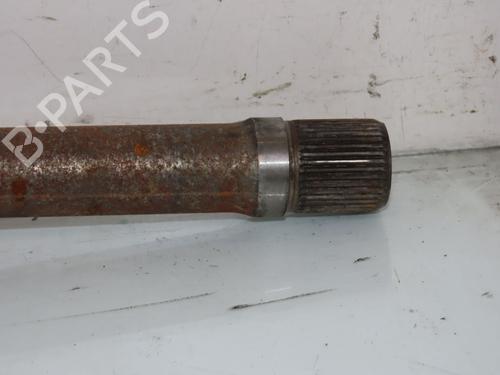 Used Right front driveshaft PEUGEOT 2008 II (UD_, US_, UY_, UJ_, UR_, UC_) 1.2 PureTech 130 (USHNS, URHNS) (130 hp) 25778933