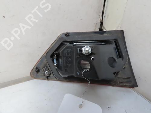 right-tailgate-light-renault-clio-iv-bh_-2012-2013-2014-2015-2016-2017-2018-2019-2020-2021-26071717 main image