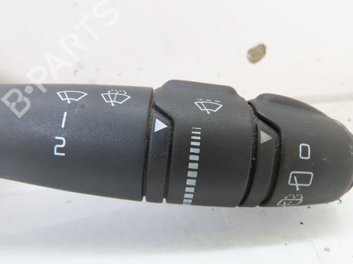 Used Steering column stalk RENAULT TWINGO II (CN0_) 1.5 dCi (CN0E) (64 hp) 19669041