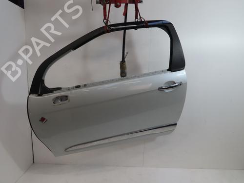 Porta frente esquerda DS DS 3 (SA_) 1.2 THP 110 / PureTech 110 (SAHNPS, SAHNZ6, SAHNZT) (110 hp) 30953206