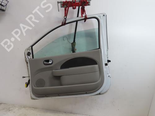 right-front-door-renault-twingo-ii-cn0_-2007-32179348 main image