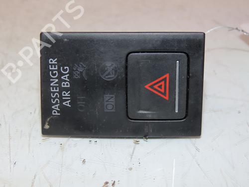 Advarselskontakt Advarselskontakt RENAULT MEGANE III Grandtour (KZ0/1) 1.5 dCi (KZ1M, KZ1W, KZ0R) (106 hp) 36484344 36484344