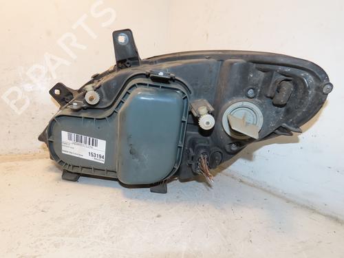 Used Right headlight MERCEDES-BENZ VIANO (W639) CDI 2.2 4-matic (639.711, 639.713, 639.811, 639.813,... (150 hp) 30954534