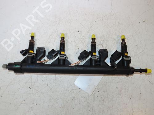 Used Injection rail PEUGEOT 207 (WA_, WC_) 1.6 16V VTi (120 hp) 30979377