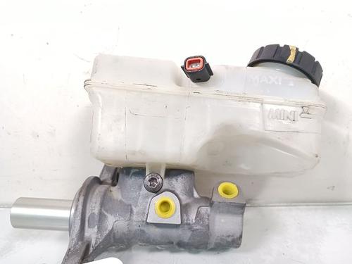 Used Brake master cylinder DACIA LODGY (JS_) 1.2 TCe (JSAY, JSM0) (115 hp) 11932850