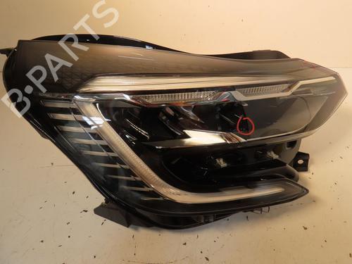 Używane Światło przeciwmgłowe przednie lewe Światło przeciwmgłowe przednie lewe RENAULT CAPTUR II (HF_) TCe 140 (HFN0) (140 hp) 35748061 35748061