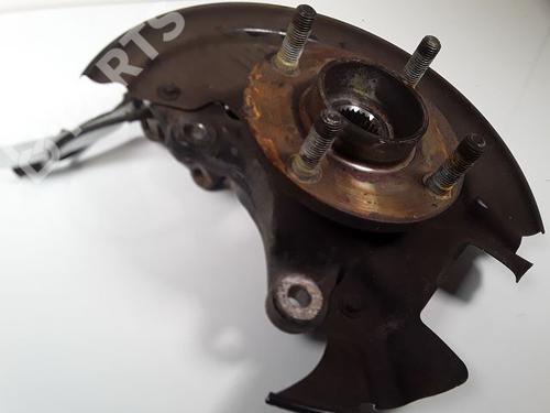 Used Left front steering knuckle Left front steering knuckle FORD FIESTA VI (CB1, CCN) 1.5 TDCi (95 hp) 8999565 8999565