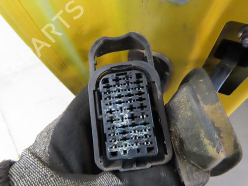 Used Right front door Right front door RENAULT CLIO IV (BH_) 1.6 RS Trophy (BHJ4, BHJ6) (220 hp) 25436033 25436033