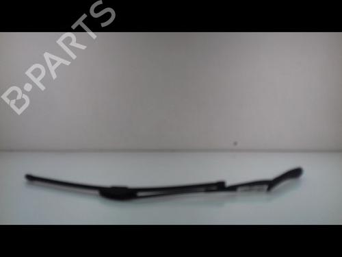 Used Front windshield wiper arm DACIA DUSTER (HS_) 1.5 dCi 4x4 (HSMC, HSMD) (110 hp) 14894352