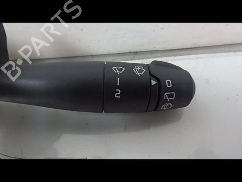 Used Steering column stalk RENAULT CLIO III (BR0/1, CR0/1) [2005-2014]  15745272