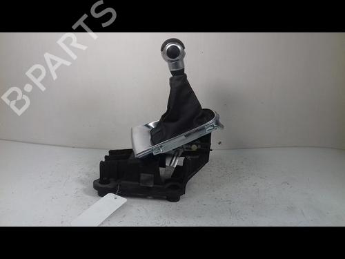 Used Shift knob Shift knob 14889590 14889590