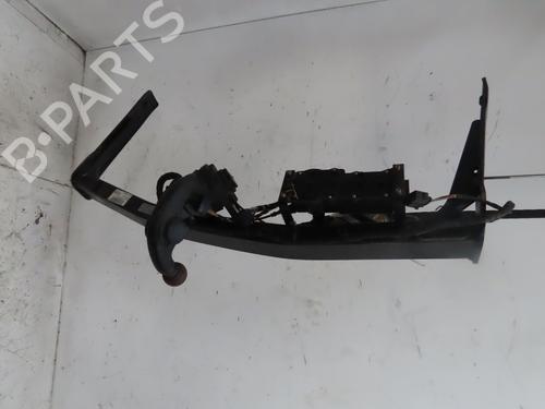 Używane Hak holowniczy / Mechanizm VW SHARAN (7N1, 7N2) 2.0 TDI (140 hp) 30955301