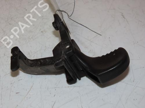 Venstre fortil udvendigt håndtag RENAULT TWINGO I (C06_) 1.2 (C066, C068) (58 hp) 30953071