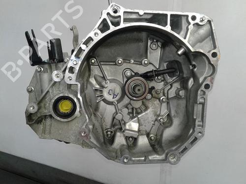 Used Gearbox NISSAN MICRA IV (K13K, K13KK) 1.2 (80 hp) 8996878