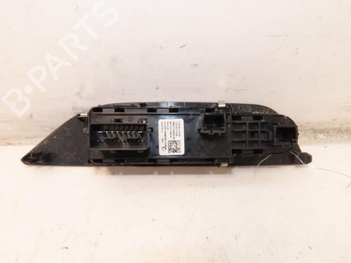 Left front window switch PEUGEOT 2008 II (UD_, US_, UY_, UJ_, UR_, UC_) 1.5 BlueHDI 130 | BP29294588I27