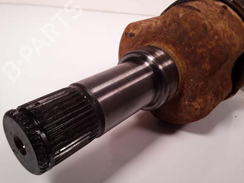Used Left front driveshaft FORD TRANSIT Van (FA_ _) 2.0 DI (FAE_, FAF_, FAG_) (86 hp) 8999221