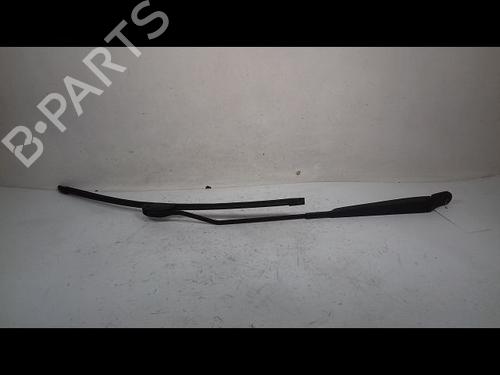 Used Front windshield wiper arm RENAULT KANGOO / GRAND KANGOO II (KW0/1_) 1.5 dCi 110 (KW0C, KW0H) (110 hp) 14894231