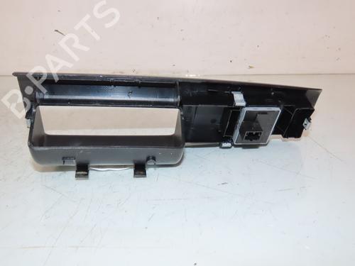 Left front window switch VW POLO IV (9N_, 9A_) 1.4 16V | BP24480978I27