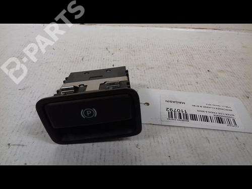 Used Hand brake MERCEDES-BENZ B-CLASS Sports Tourer (W246, W242) B 180 CDI (246.200) (109 hp) 8994898