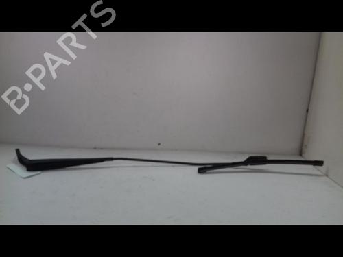 Used Front windshield wiper arm PEUGEOT PARTNER Tepee 1.6 HDi 16V (90 hp) 23065398
