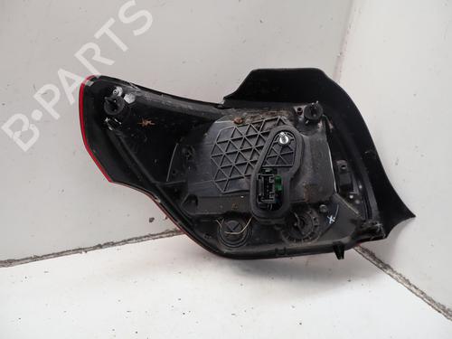 Used Right taillight Right taillight DS DS 3 (SA_) 1.6 THP 208 (SA5GRM) (208 hp) 35887204 35887204