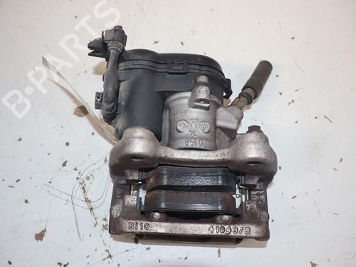 Used Right rear brake caliper Right rear brake caliper MERCEDES-BENZ GLA-CLASS (X156) GLA 200 (156.943) (156 hp) 36028572 36028572