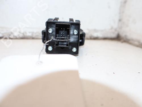 Interruttore Interruttore PEUGEOT 3008 I MPV (0U_) 1.6 HDi (114 hp) 33248376 33248376