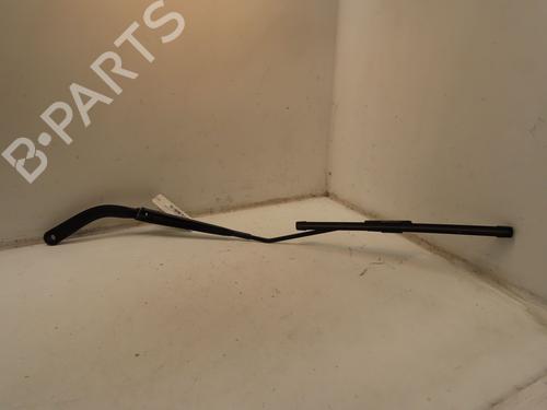 Used Front windshield wiper arm SMART FORTWO Coupe (453) 0.9 (453.344, 453.353) (90 hp) 28416157