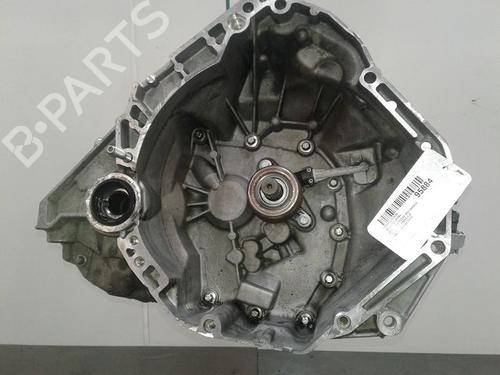 Used Gearbox RENAULT TWINGO III (BCM_, BCA_) 0.9 TCe 90 (BCM9, BCM2) (90 hp) 8981363