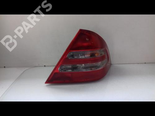Used Right taillight MERCEDES-BENZ C-CLASS (W203) C 220 CDI (203.006, 203.008) (143 hp) 8979147