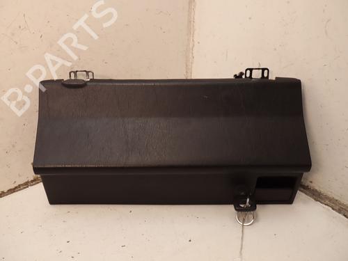 Used Glove box Glove box MERCEDES-BENZ 190 (W201) E 2.0 (201.024) (122 hp) 33137186 33137186