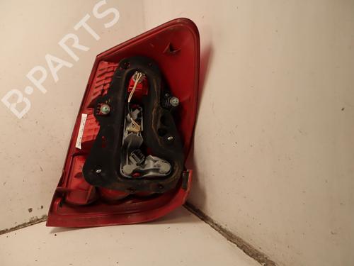 Højre baglygte TOYOTA AURIS (_E15_) 2.0 D-4D (ADE150_, ADE150R) (126 hp) 32768017