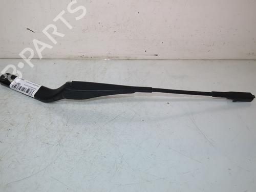 Used Front windshield wiper arm BMW 1 (E87) 116 i (122 hp) 26015329