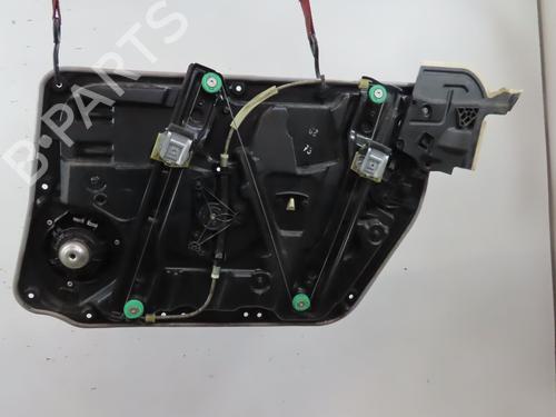 Rudehejsemekanisme ventre foran MERCEDES-BENZ A-CLASS (W176) A 200 (176.043) (156 hp) 26669160