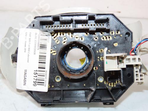 Steering column stalk FIAT 500 C (312_) 1.2 (312CXA1A, 312AXA1A) | BP26310898I23