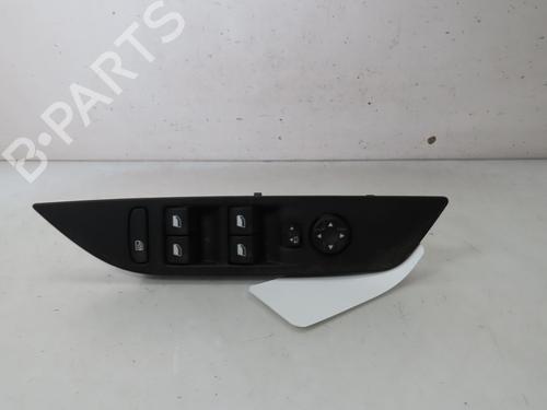 Used Left front window switch PEUGEOT 208 II (UB_, UP_, UW_, UJ_) 1.2 PureTech 100 (101 hp) 18248945