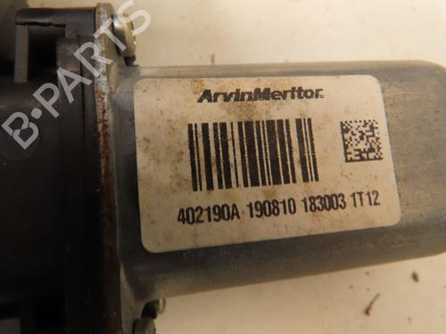 Vindusheismekanisme høyre bak NISSAN QASHQAI I (J10, NJ10) 1.5 dCi (106 hp) 31325136