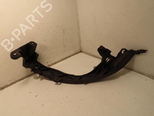 Højre forlygtestøtte) BMW 1 (E81) 118 d (143 hp) 31055330