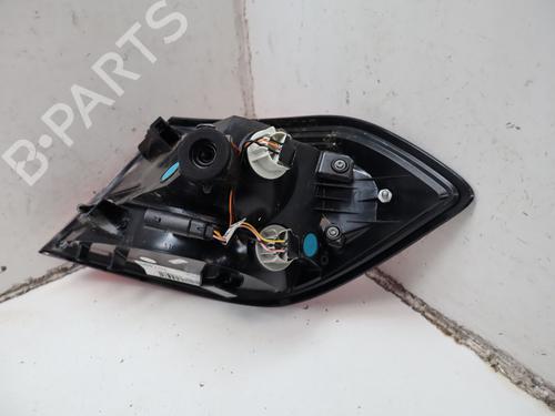 Venstre baglygte Venstre baglygte FORD FIESTA VII (HJ, HF) 1.0 EcoBoost mHEV ACTIVE (125 hp) 35748090 35748090