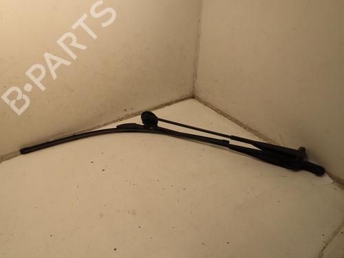 front-windshield-wiper-arm-renault-twingo-i-c06_-1993-1994-1995-1996-1997-1998-1999-2000-2001-2002-2003-2004-2005-2006-2007-2008-2009-2010-2011-2012-30840456 main image