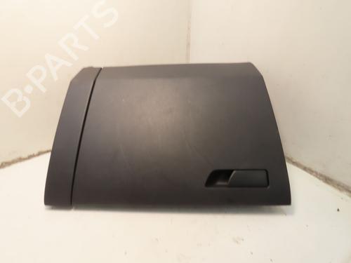 Used Glove box SEAT LEON (KL1, KLG) 1.0 TSI Mild Hybrid (110 hp) 32659439