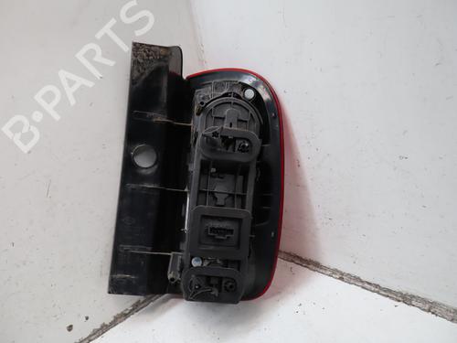 left-taillight-dacia-duster-hs_-2010-2011-2012-2013-2014-2015-2016-2017-2018-34456660 main image