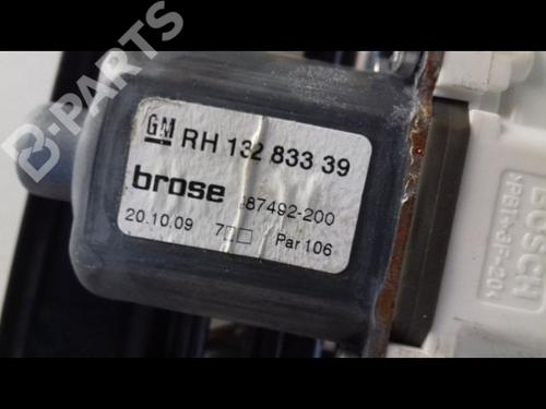 Rear right window mechanism OPEL ASTRA H TwinTop (A04) 1.9 CDTi (L67) | BP8989699C25 