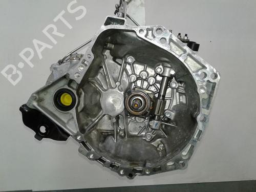 Caixa velocidades manual TOYOTA AYGO (_B4_) 1.0 VVTi (KGB40) (72 hp) 303000H060