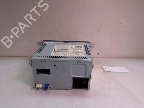 Used Radio VW TIGUAN (5N_) 2.0 TDI (110 hp) 16648502