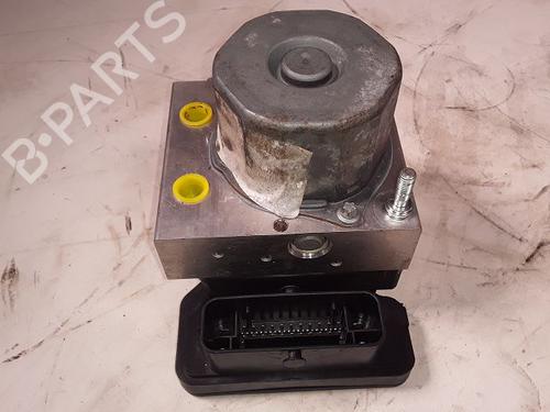Used ABS pump ABS pump RENAULT KADJAR (HA_, HL_) 1.2 TCe 130 (HLMR) (130 hp) 8992059 8992059