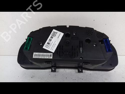 Used Instrument cluster SKODA SUPERB I (3U4) 1.9 TDI (105 hp) 8994817