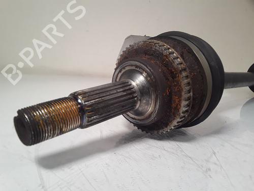 Used Left front driveshaft Left front driveshaft TOYOTA YARIS (_P1_) 1.4 D-4D (NLP10_, NLP10R) (75 hp) 9002081 9002081