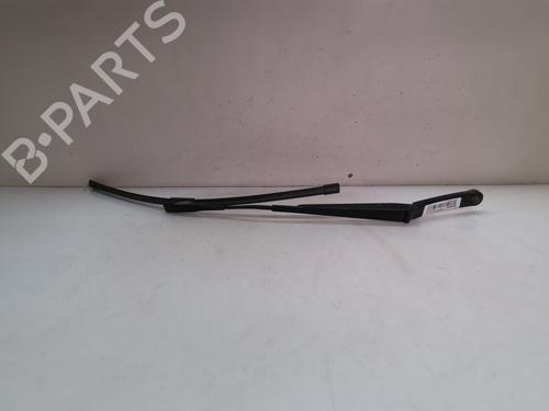 Vindspejlsviskerarm SKODA OCTAVIA III Combi (5E5, 5E6) 2.0 TDI (150 hp) 15596123